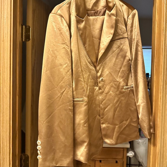 Women's Gold Two-Piece Suit - Picture 5 of 13